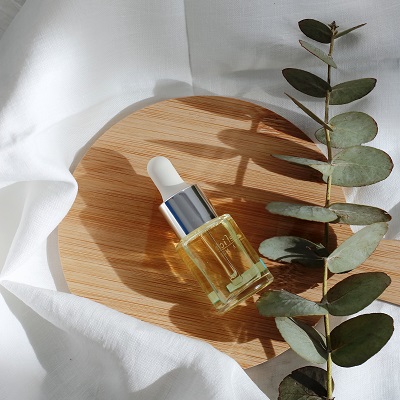 flacon cosmetique naturel feuille