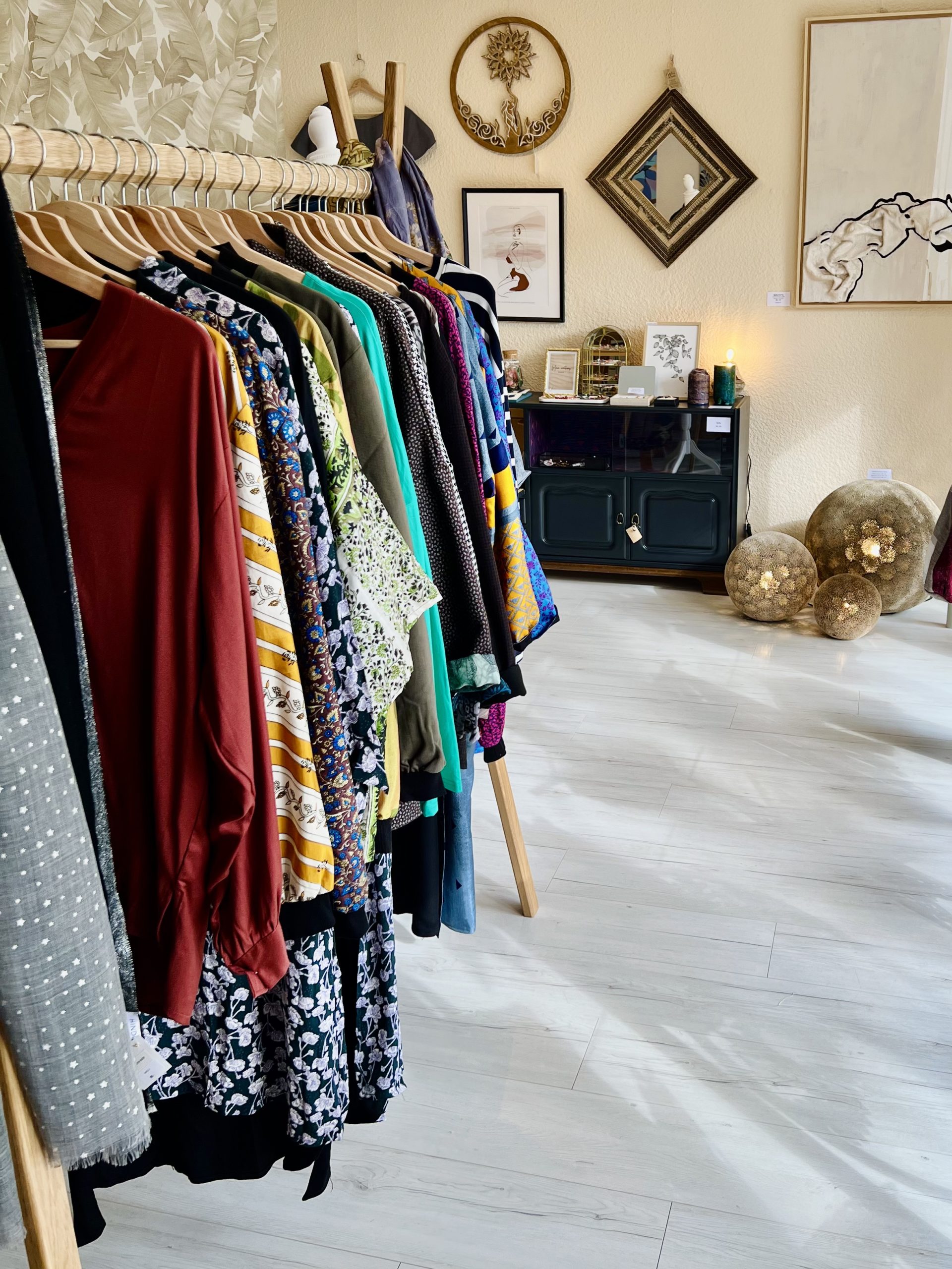 Boutique Concept Store Bel Univers